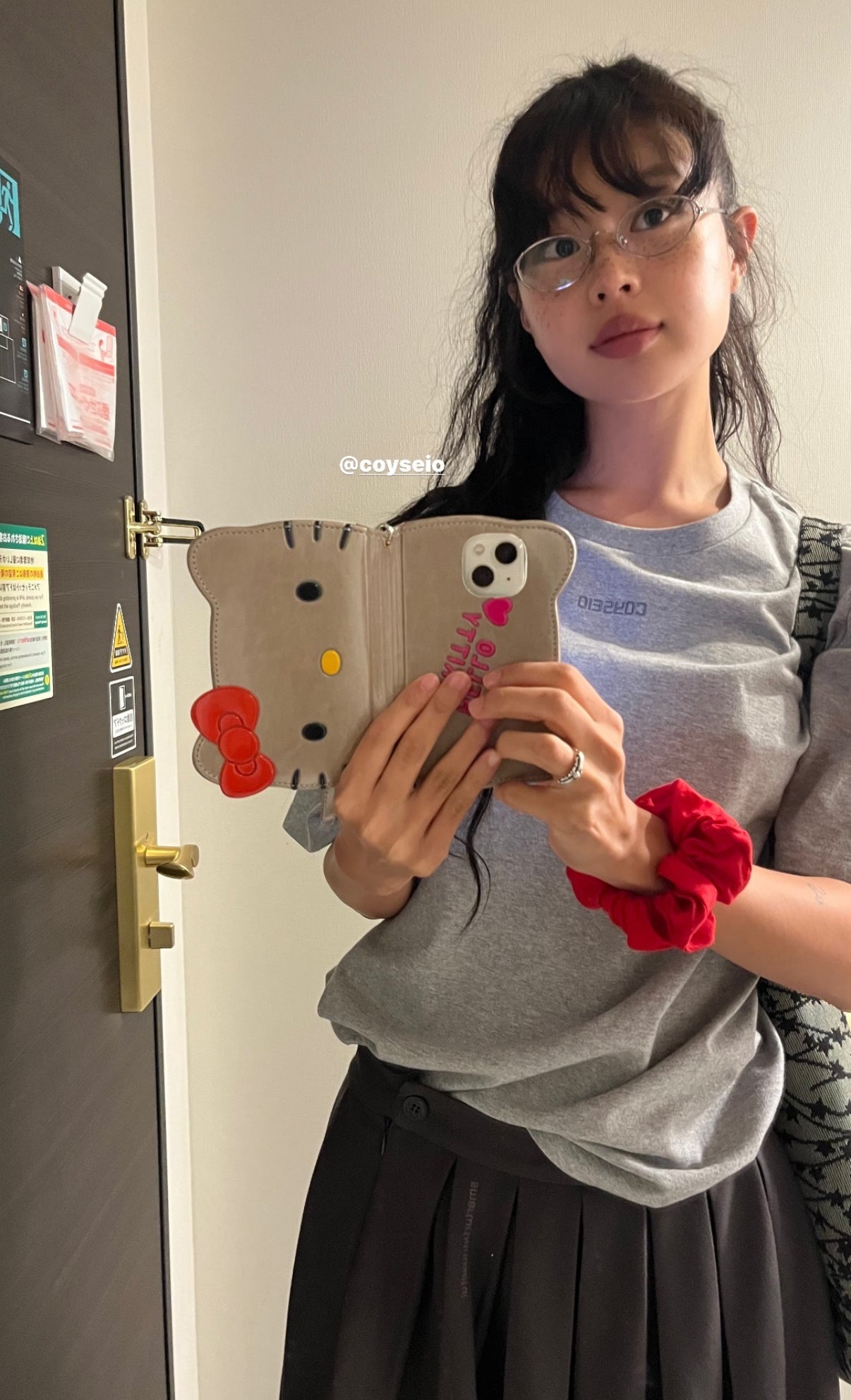 [ Pre-order ] 🇰🇷韓國限定 Sanrio Hello Kitty 翻蓋復古舊式手機殼