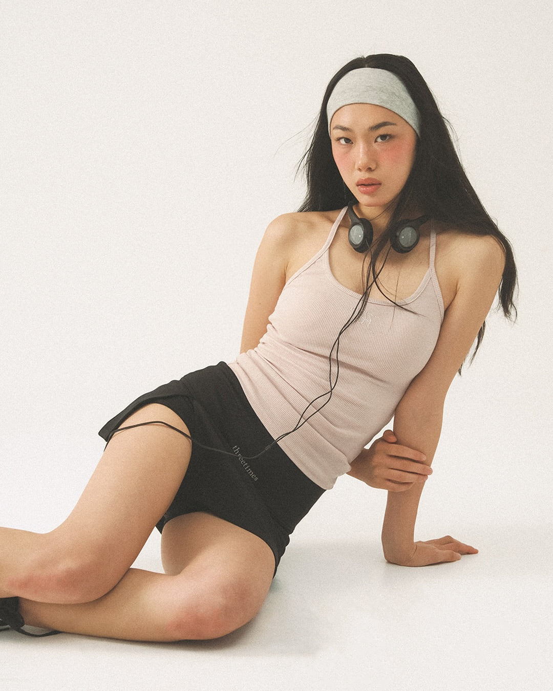 [ Pre-order ] Threetimes Athletic Slit SKirt