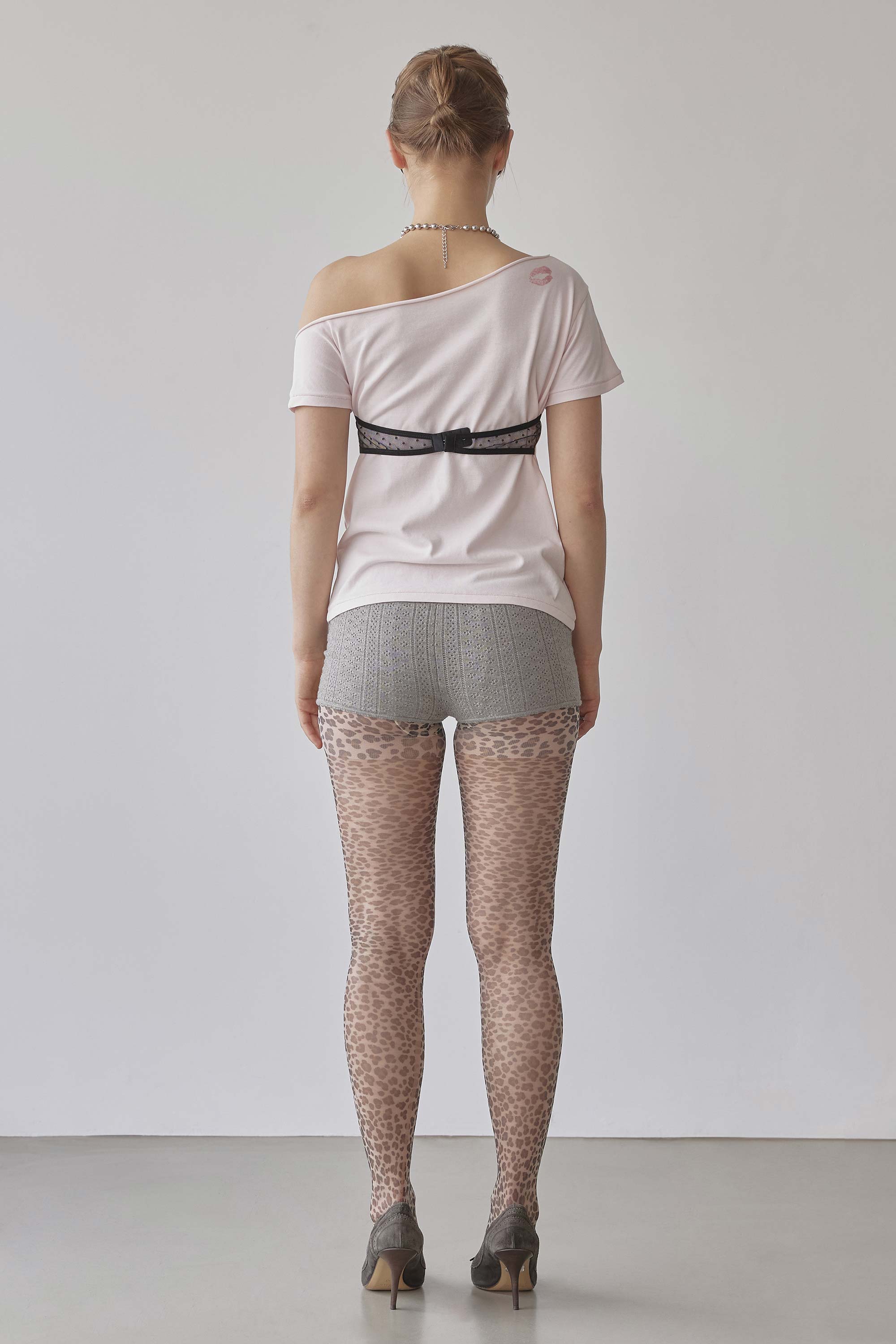 [ Pre-order ] Hook me Up Layered Tee