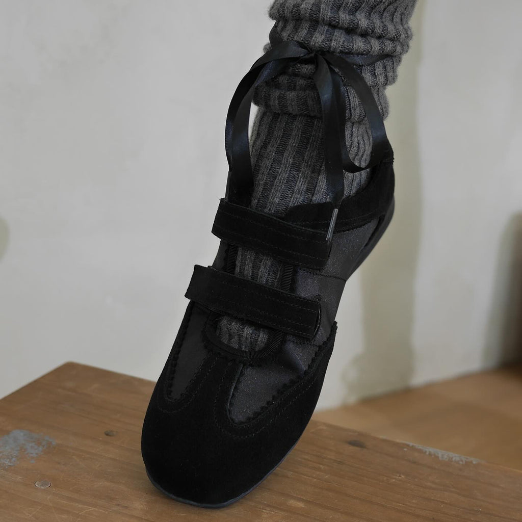 [ 🆕 Pre-order ] Twin Velcro Mary Jane Sneakers