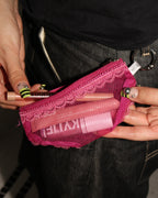 [ Pre-order ] Cheeky Pouch