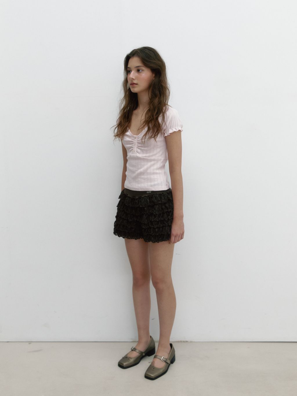[ Pre-order ] Button Blush T