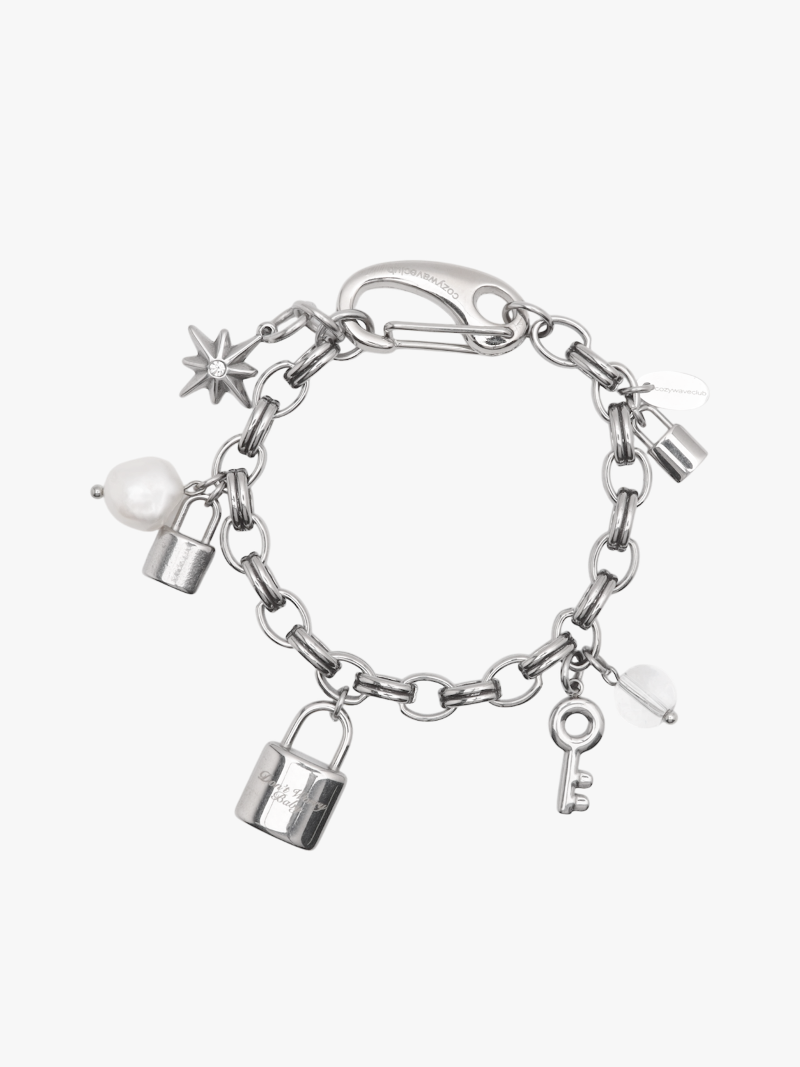 [ Pre-order ] Tripe Lock Bracelet