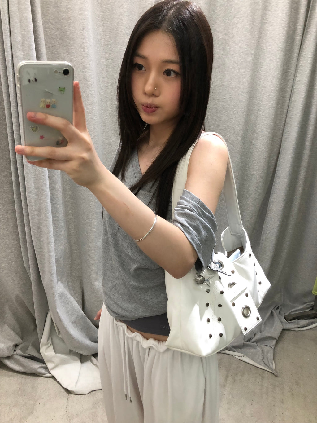 [ 29/6 完結優惠 Pre-order ] Deep Back V Tee
