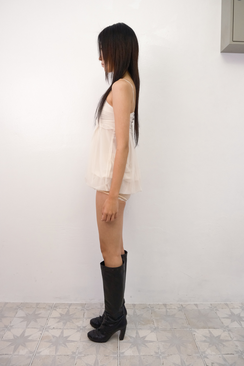 [ Pre-order ] Mesh Fluff Mini Top ( 部分顏色需要30/12才順延出貨 )