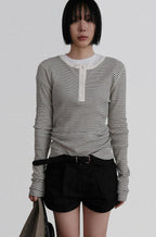 [ Pre-order ] Button ST T-shirt