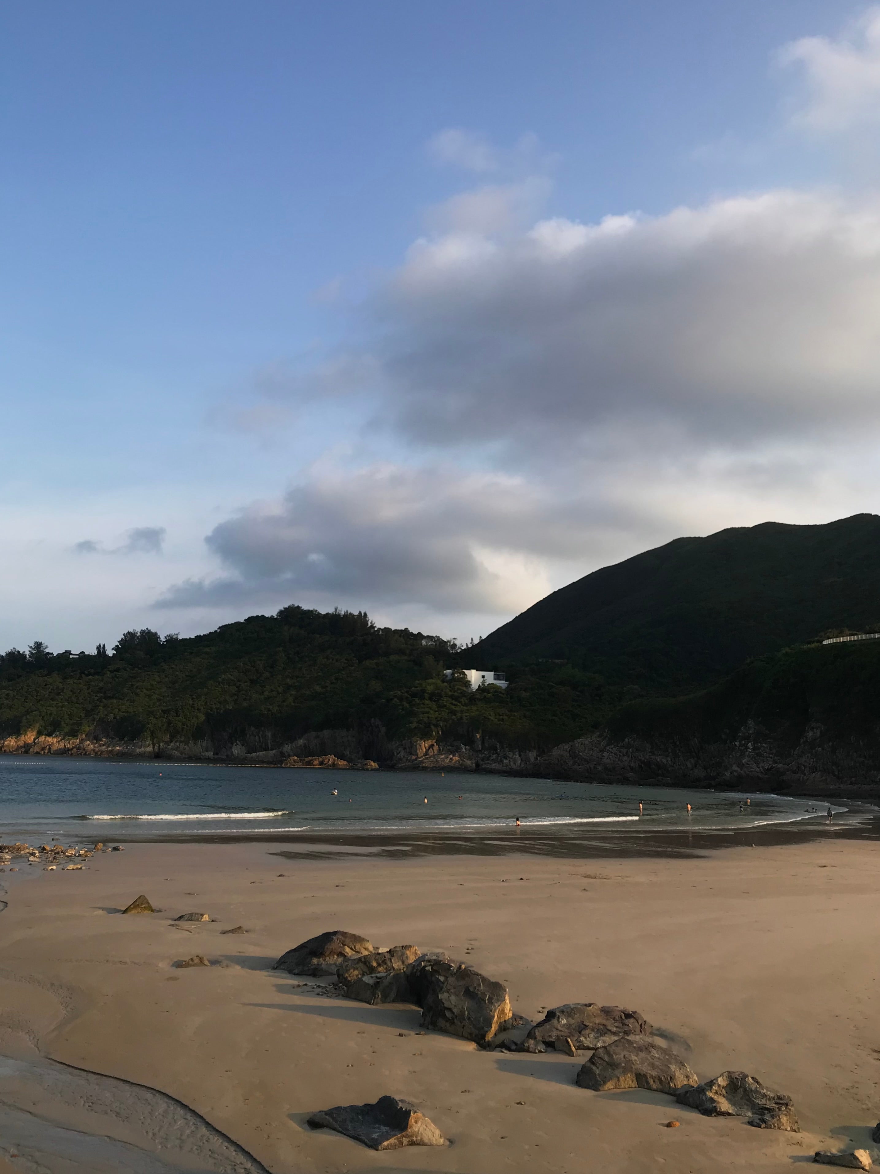 [ 現貨 ] iphone 7 plus 128gb ( 送新mon貼+透明case+貼紙 )