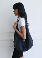 [ Pre-order ] 리버시블 보우 캔버스백 - 도트 블랙