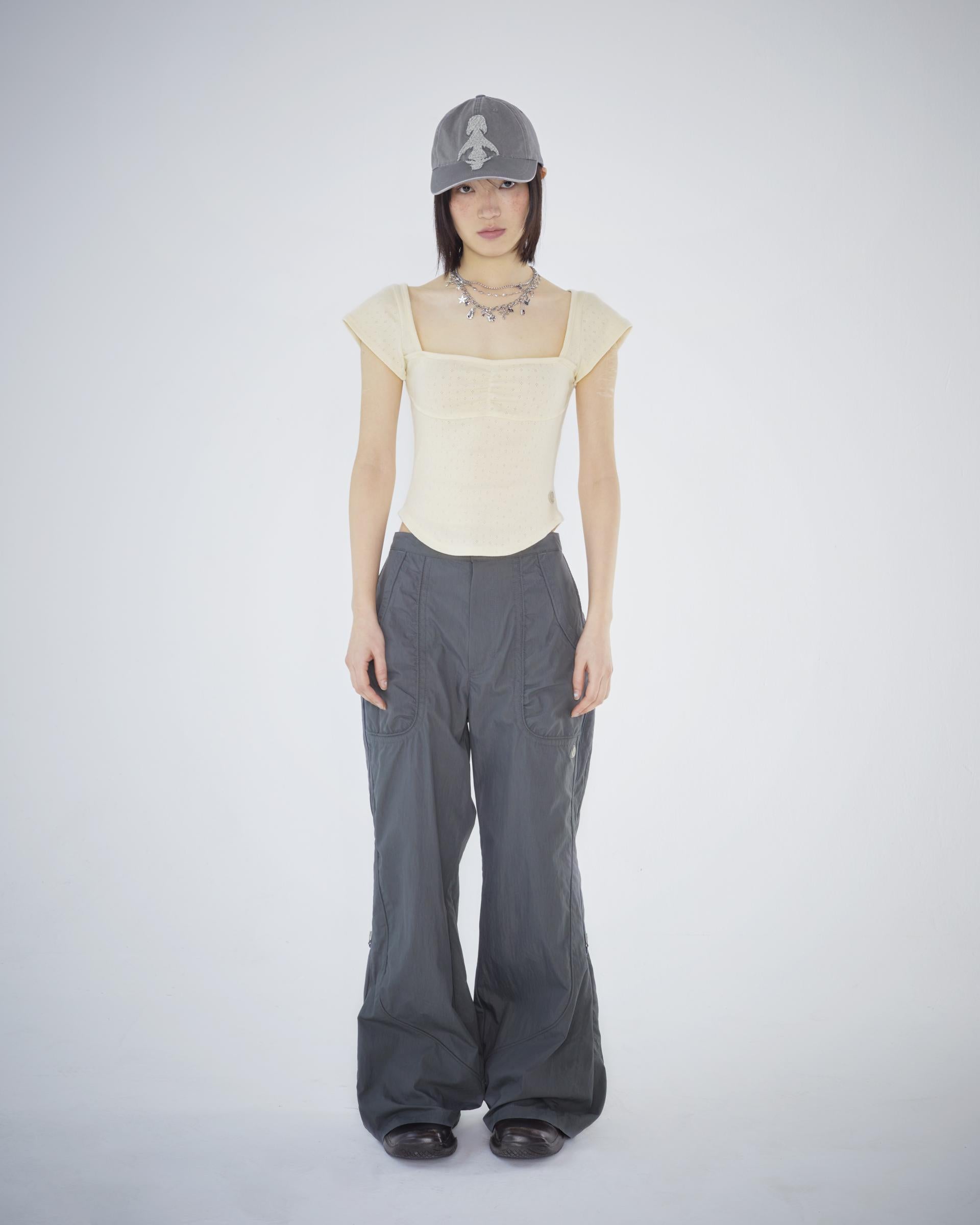 [ Pre-order ] Coyseio Punching Shirring Top