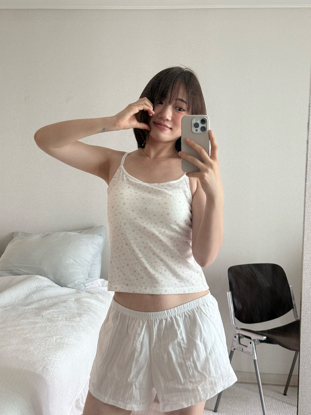 [ Pre-order ] Pony Bell Camisole ( 內附pad )
