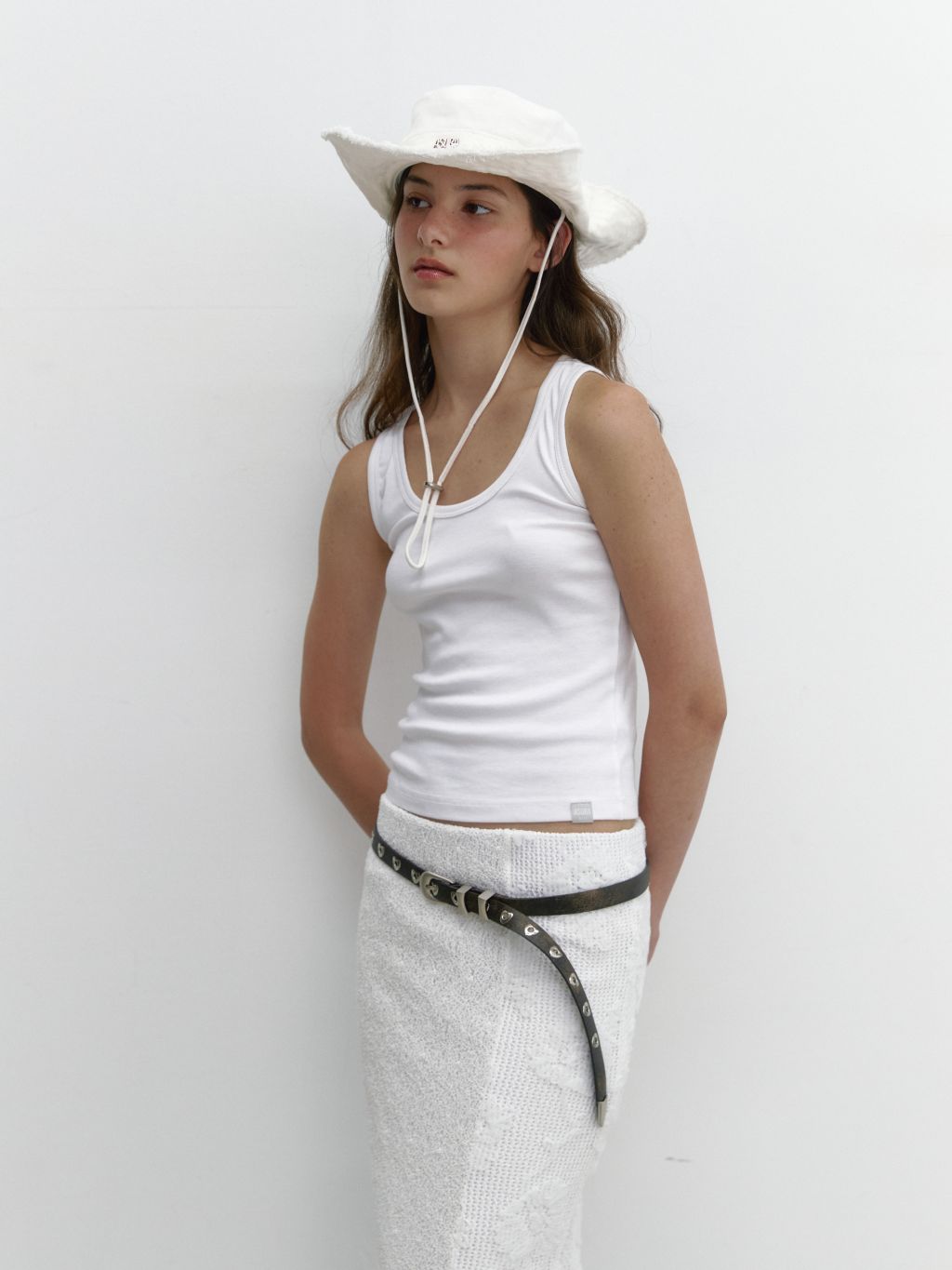 [ Pre-order ] Stud Cotton Hat