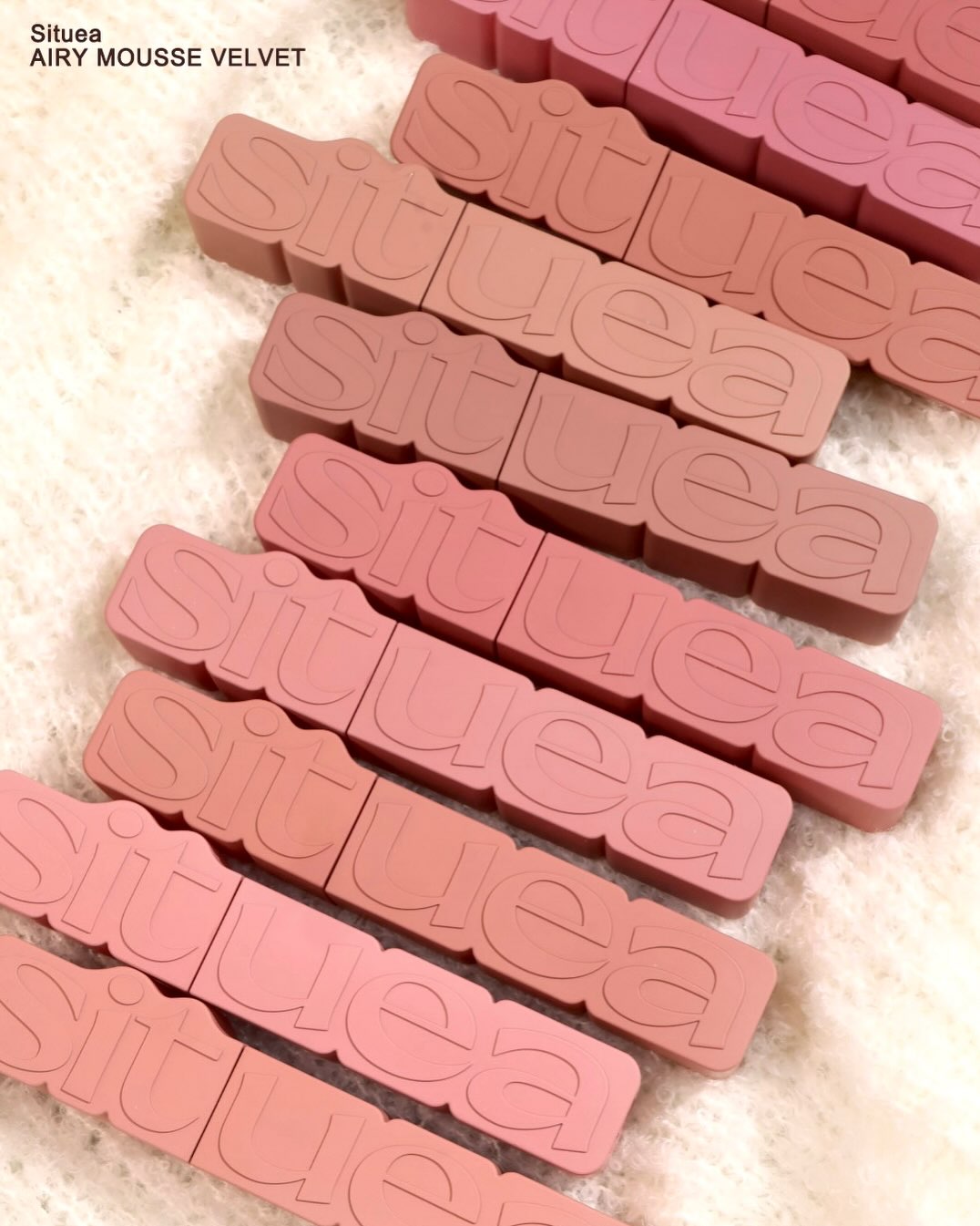 [ Pre-order ] Airy Mousse Velvet