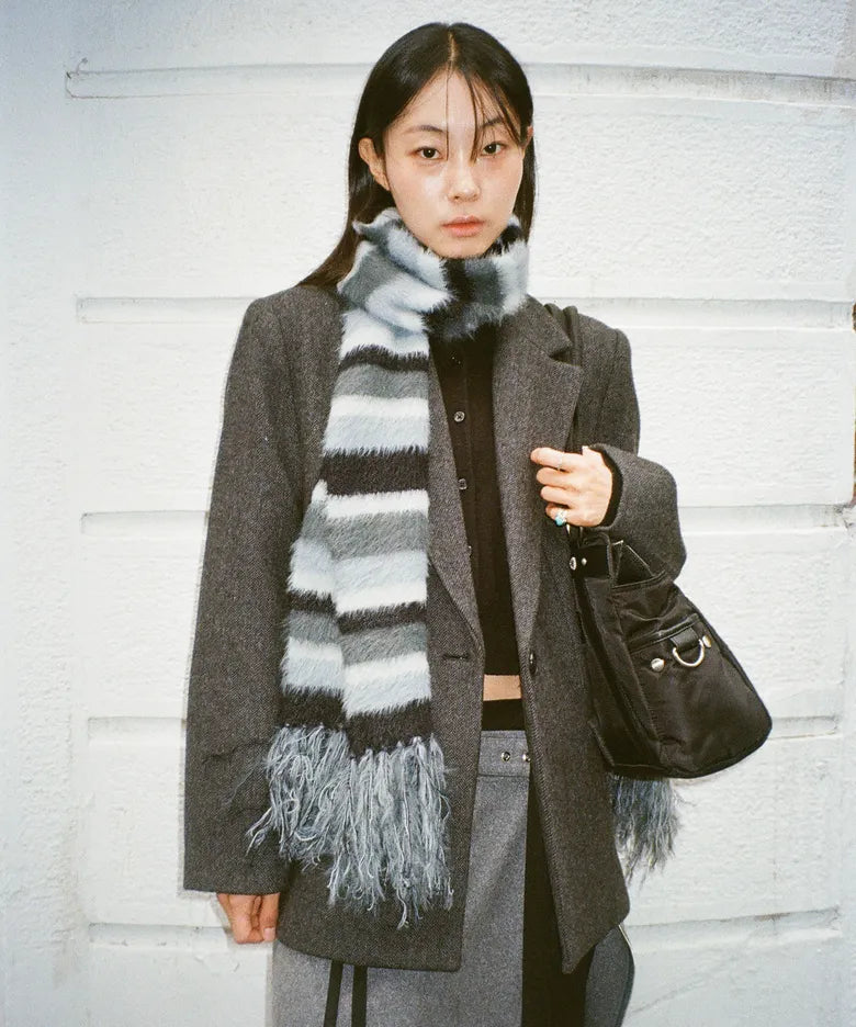 [ Pre-order ] Striped Hairy Bold Muffler