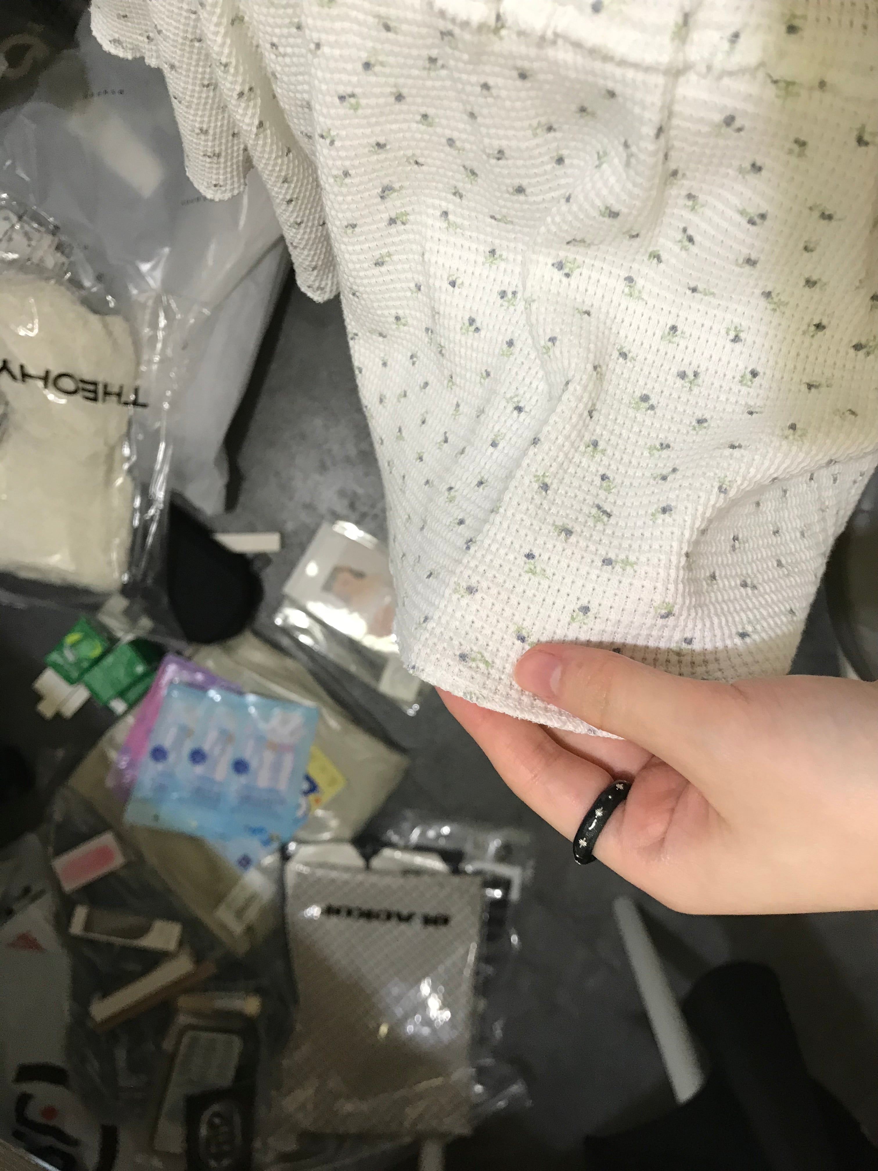 [ Rose同款 - 現貨 ] Glowny Province Eyelet Shorts