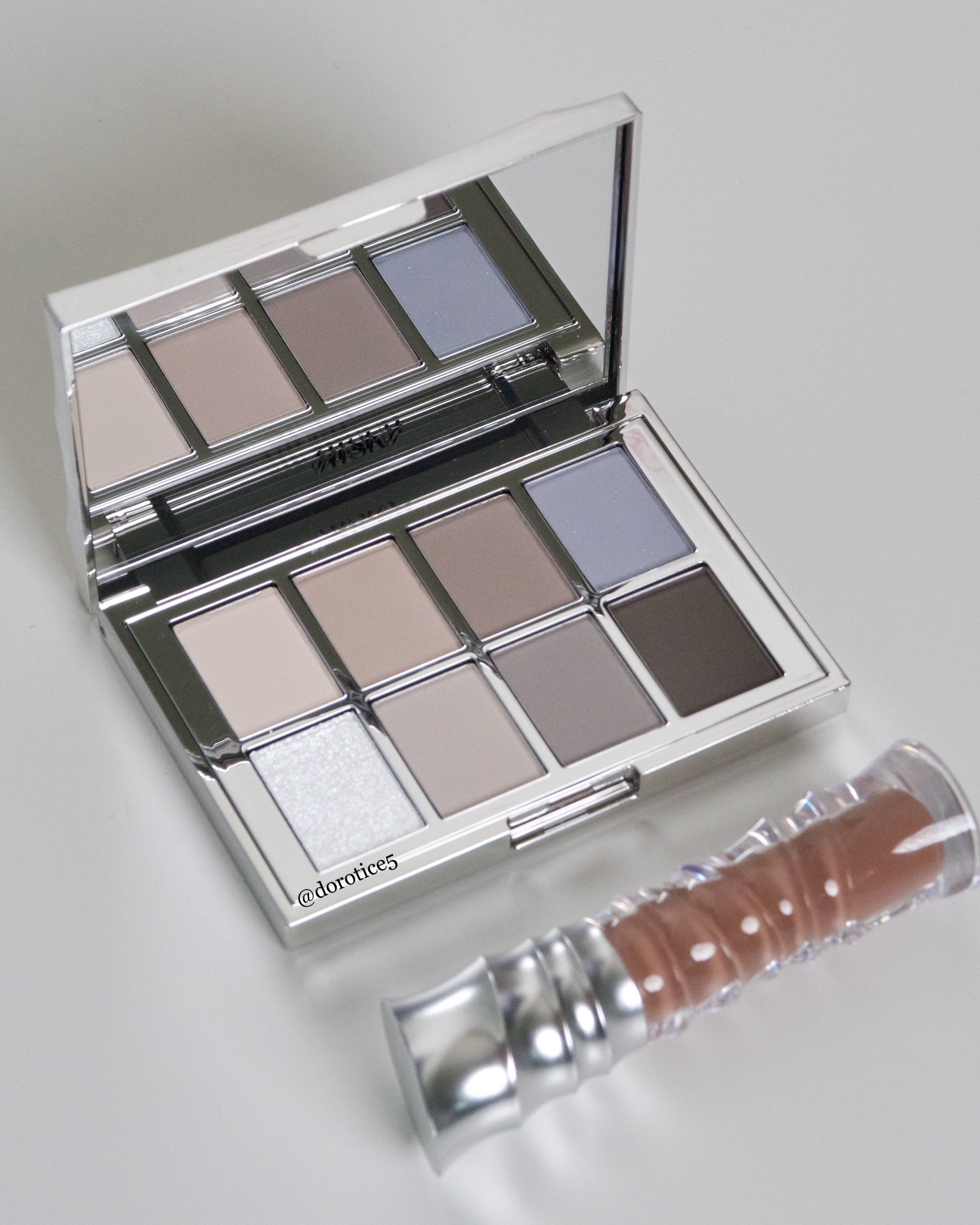 [ 現貨 ] Risky Beauty🩶Be Bold Lipgloss ( 含肽等護唇成分 )