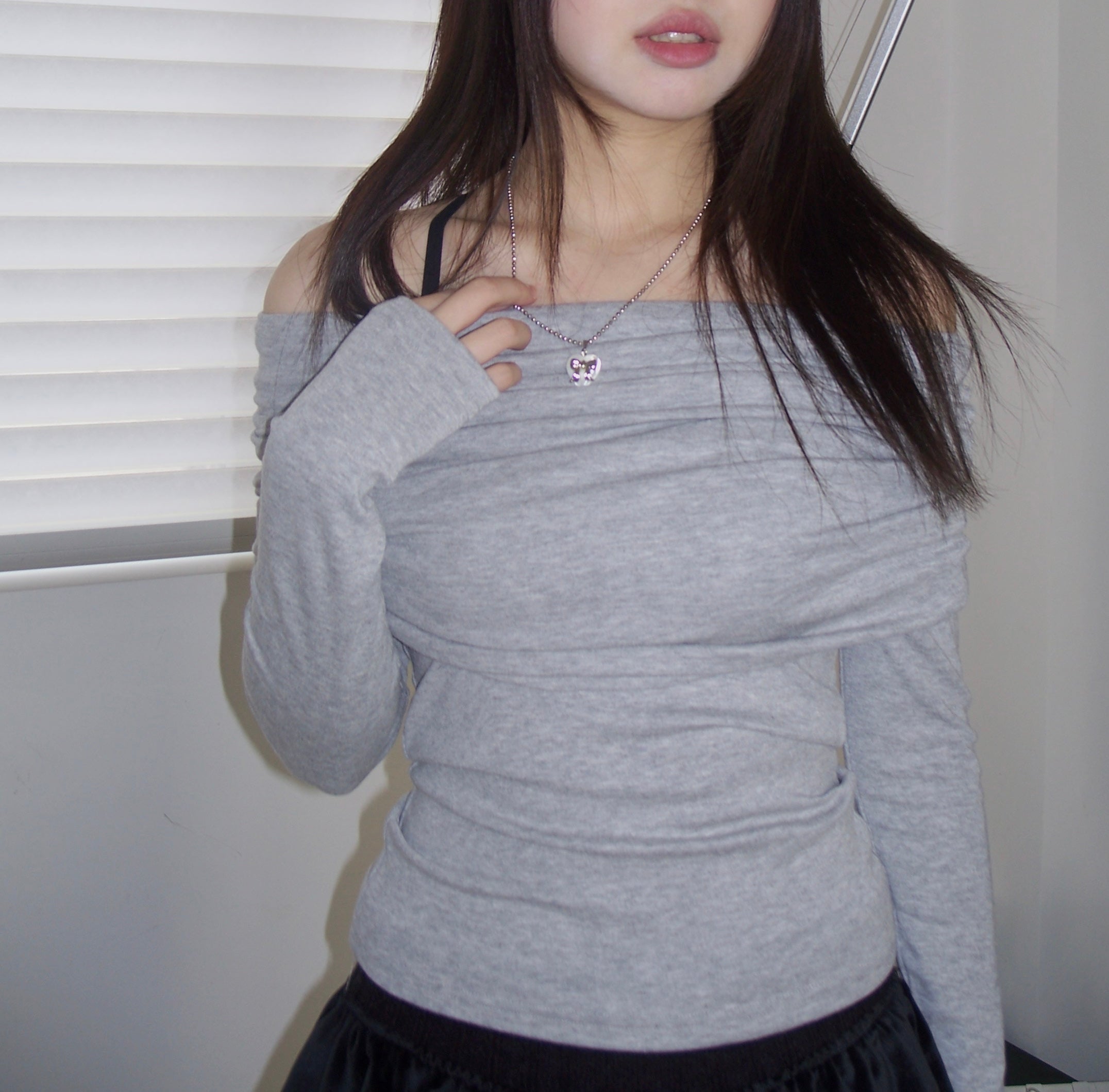 [ KR0472 清貨 ] 超顯瘦一字膊露肩修身長袖上衣四色入  V-day Off-shoulder Top