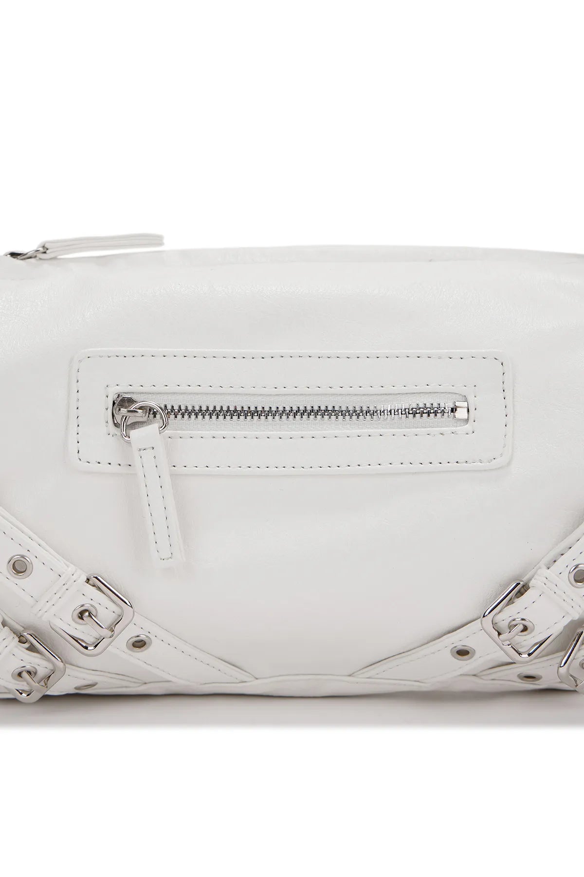 [ Pre-order ] Stud Pocket Bag
