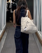 [ Pre-order ] My Eyelet Travel Bag