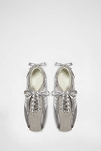 [ Pre-order ] Khiho Plie Back Ribbon Sneakers