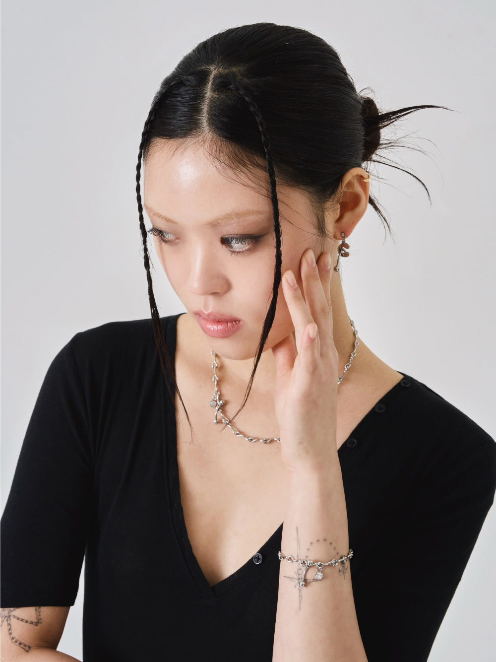 [ Pre-order ] Thin Wave Bracelet