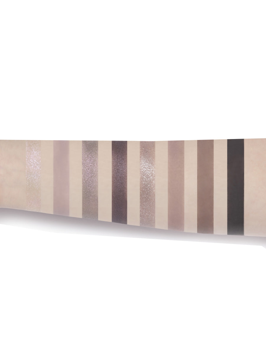 [ Pre-order ] Risky Beauty🩶Pigment Eyeshadow Palette