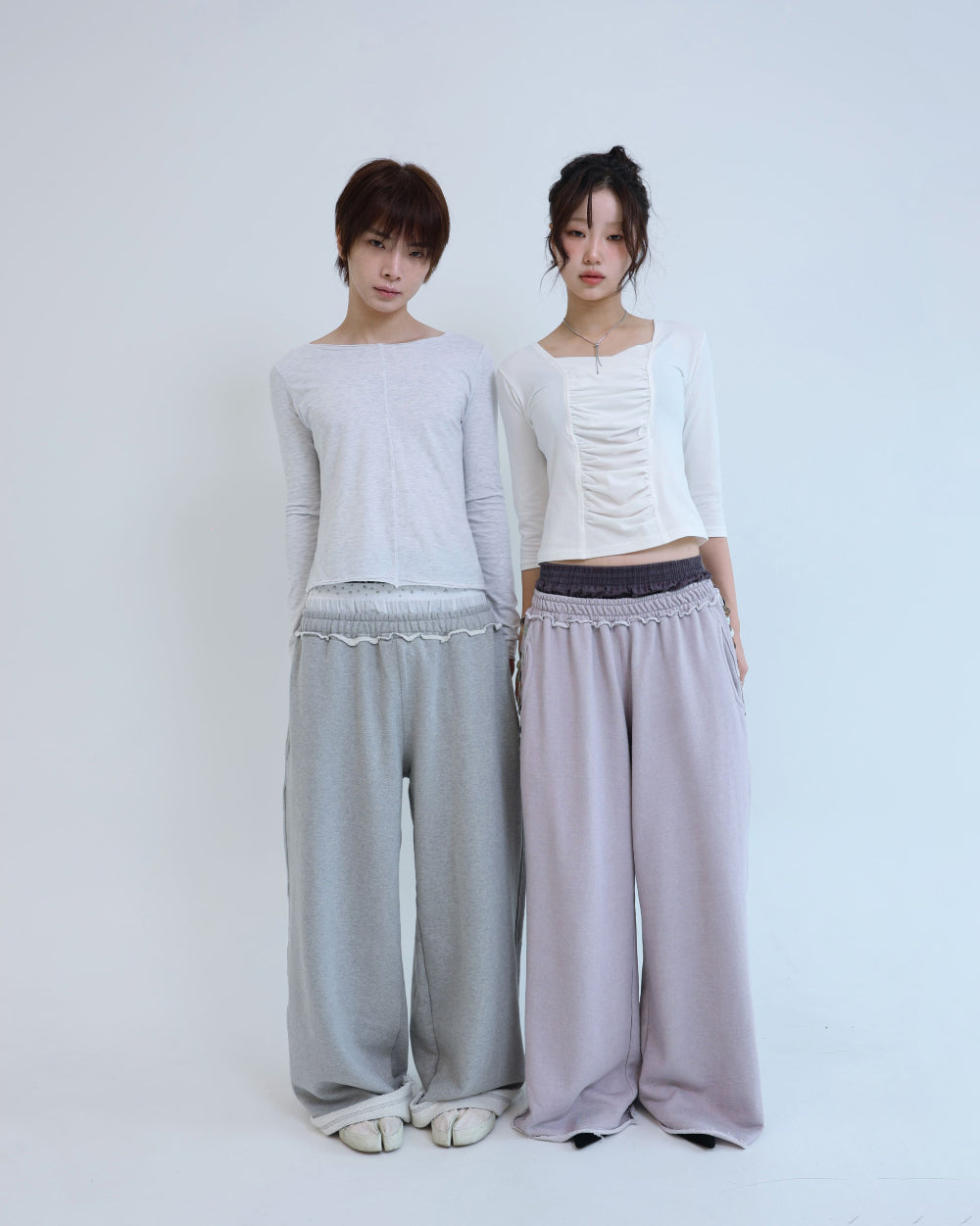 [ Pre-order ] Button Underwear Sweatpants