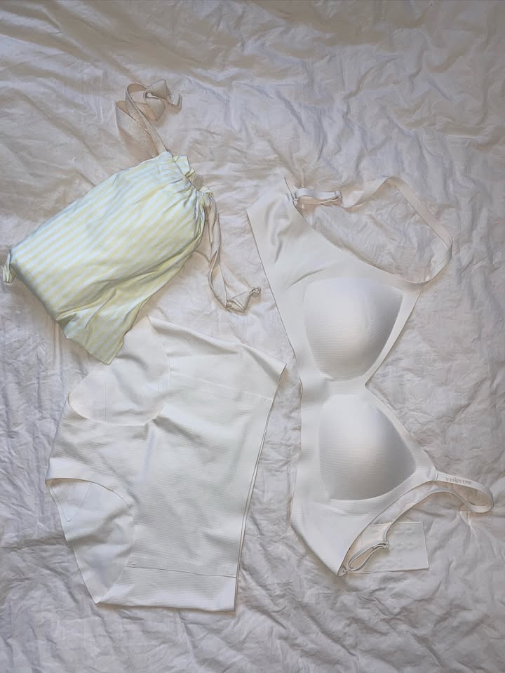 [ Pre-order ] Vivevive Free Line Bra Volume