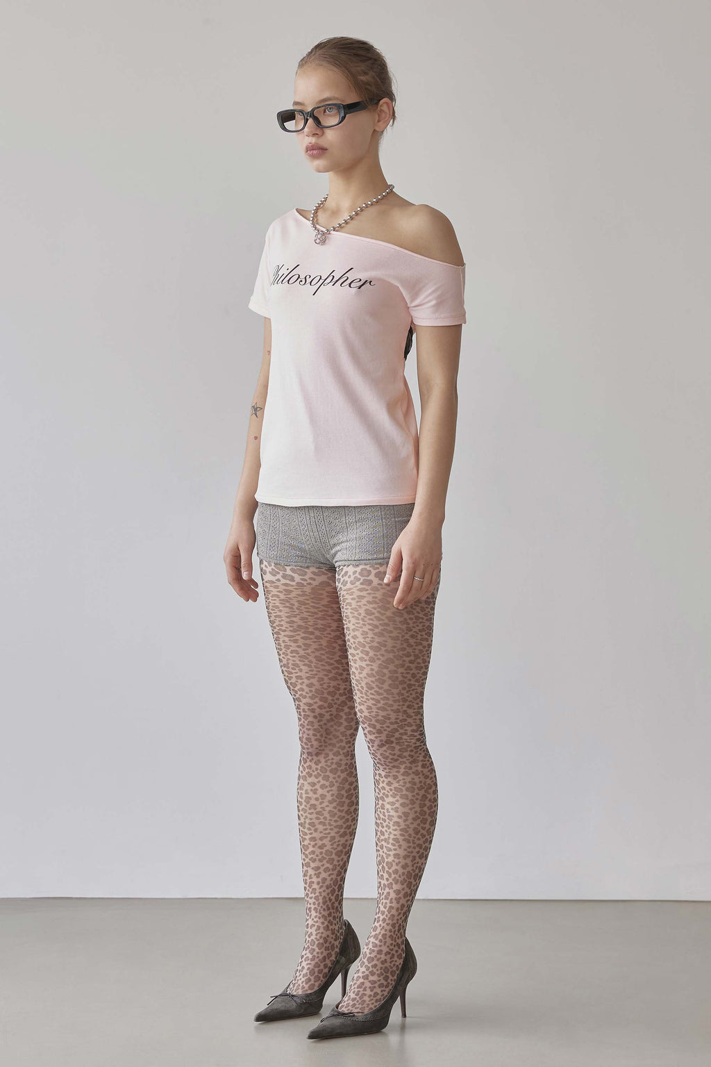 [ Pre-order ] Hook me Up Layered Tee