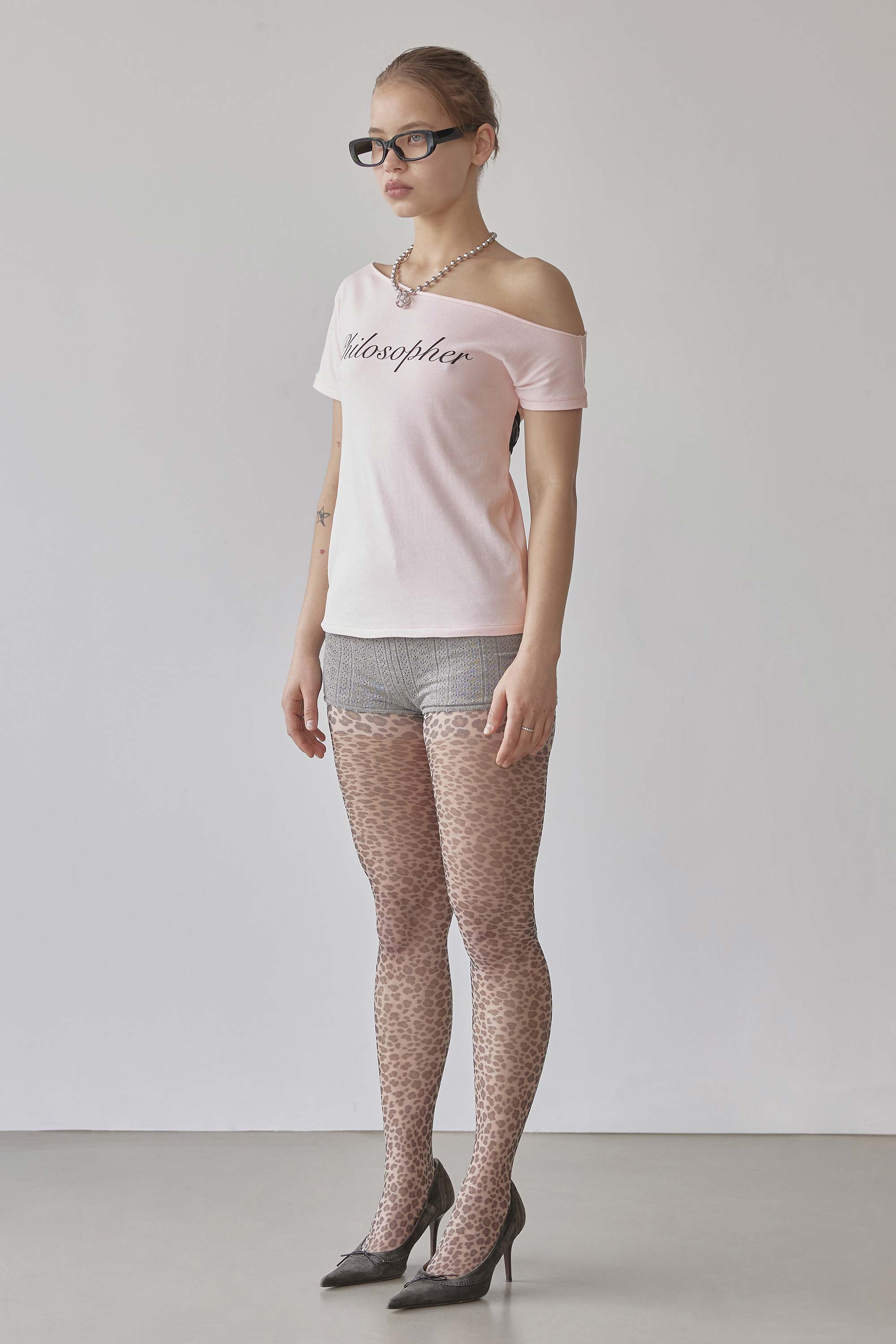 [ Pre-order ] Hook me Up Layered Tee
