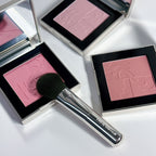 [ Mindy大推 - 現貨 ] Two Slash Four 微光澤胭脂 All Over Face Blush ( 附送胭脂掃 )