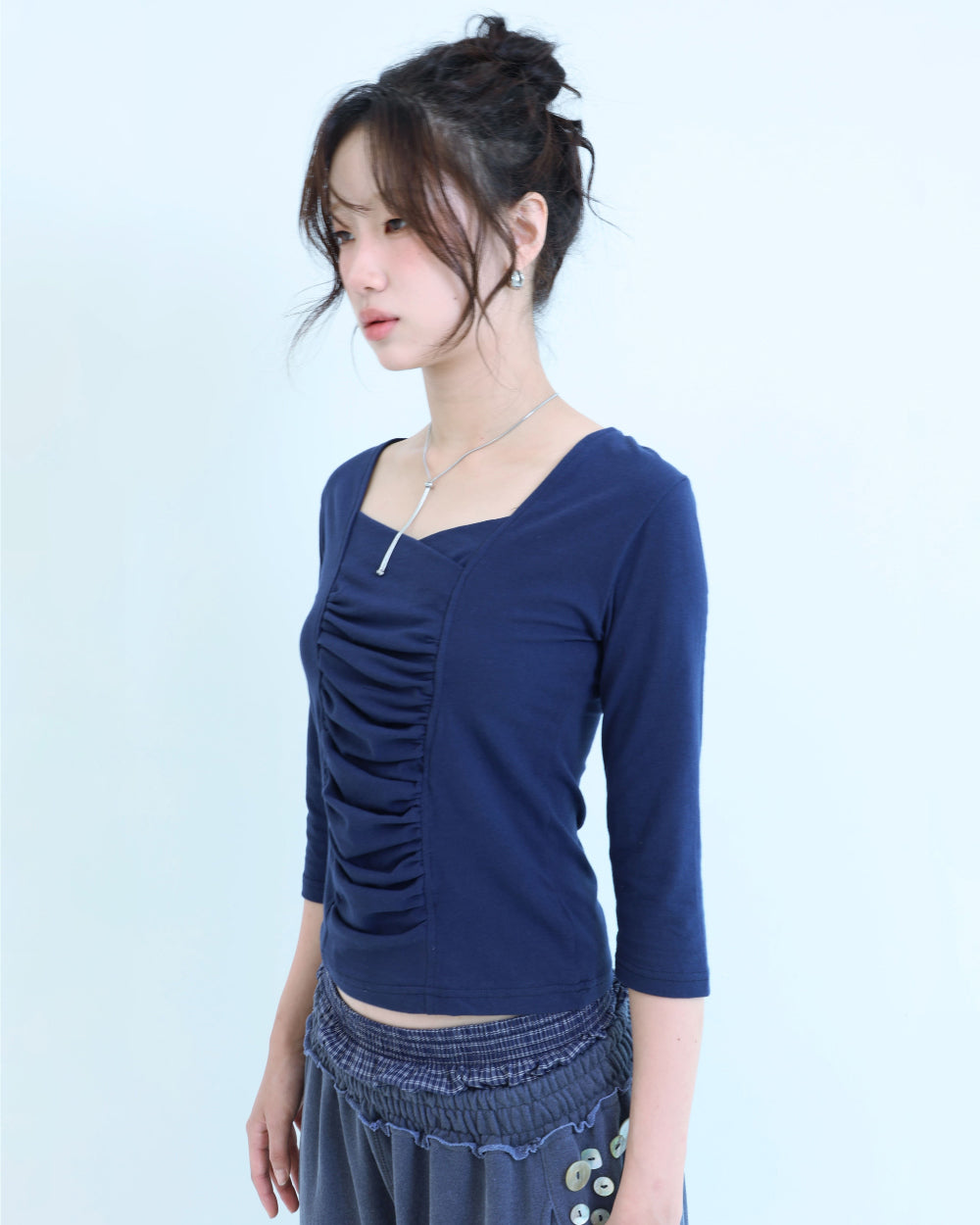 [ Pre-order ] Sqare Neked Baby Tee