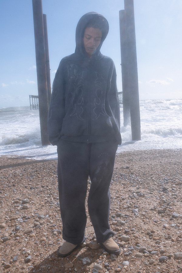 [ Pre-order ] Rodeo Jogger Pants & Hoodie Zip Up