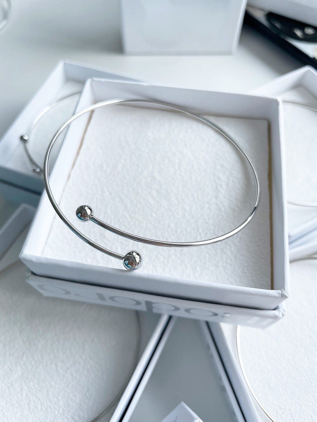 [ Pre-order ] Orbit Arm Bracelet