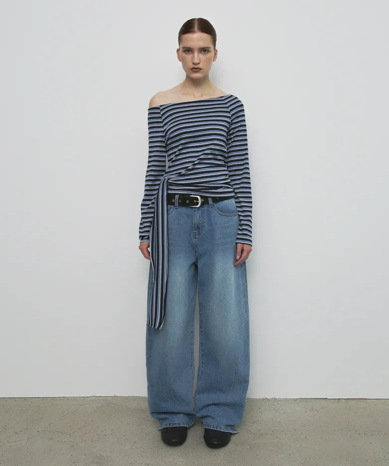 [ Pre-order ] Stripe Strap T-Shirt