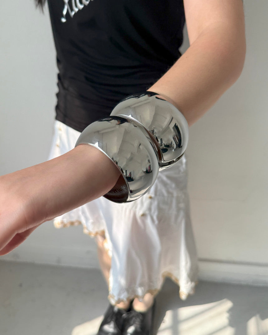 [ Pre-order ] Metal Orb Bangle