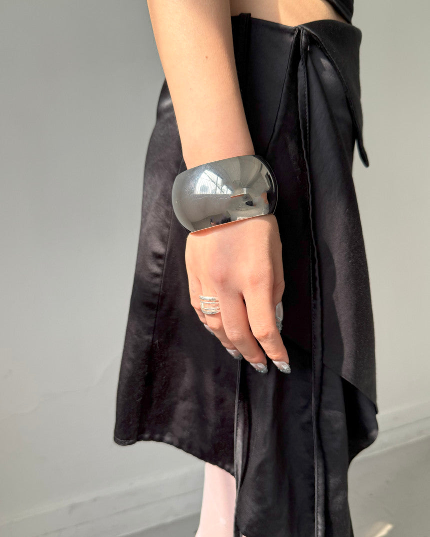 [ Pre-order ] Metal Orb Bangle