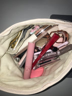 [ Pre-order ] Threetimes🤍Bebe pouch🎀