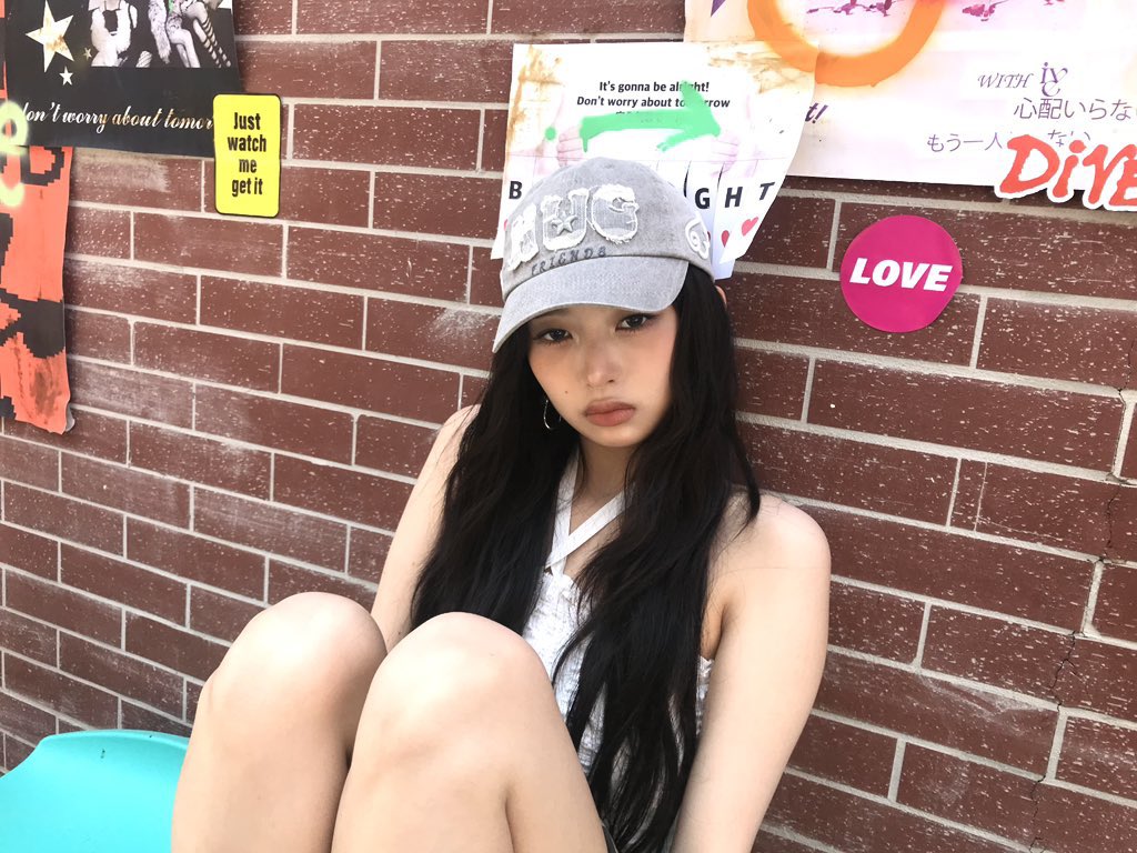 [ Rei同款 Pre-order ] Hug Friends Cap