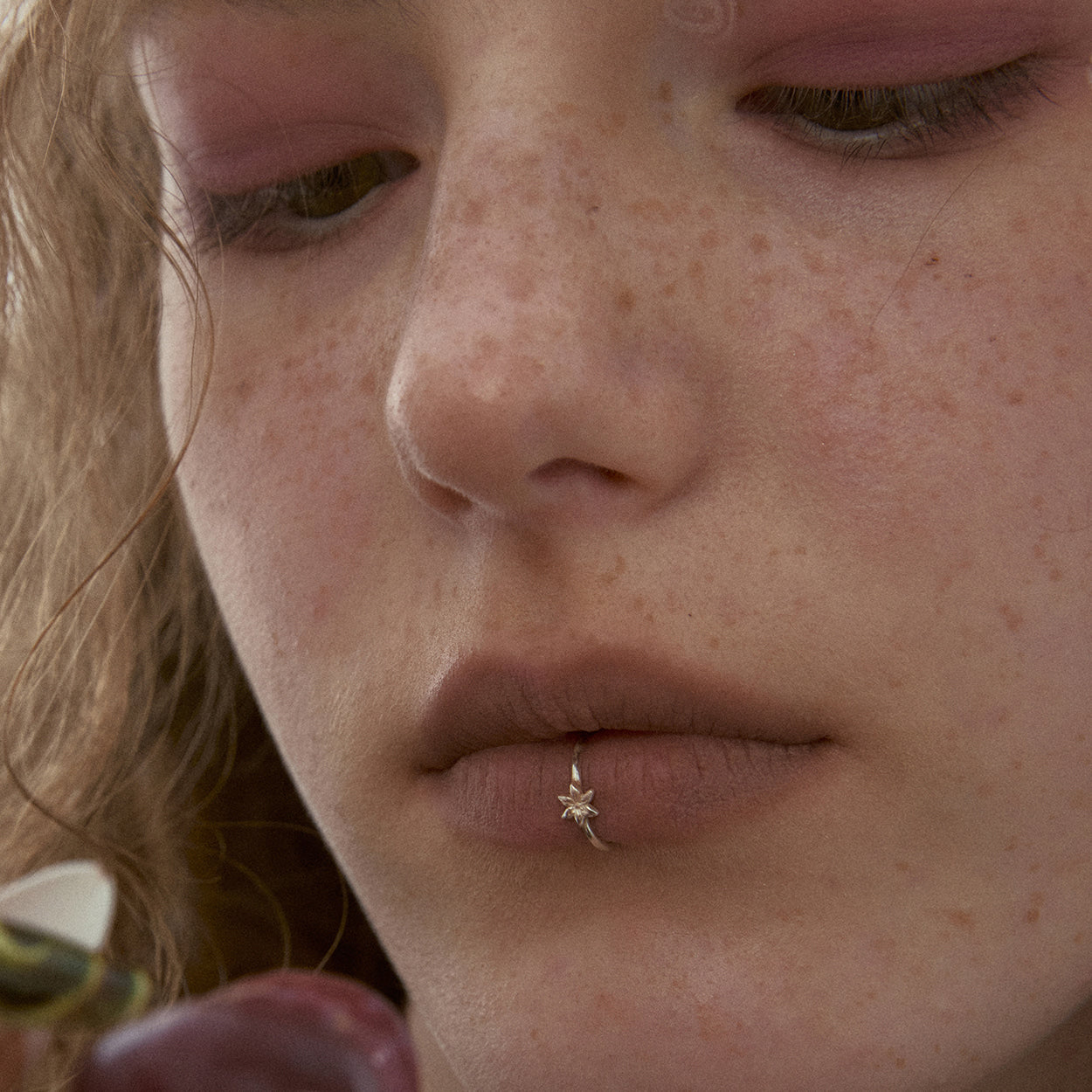 [ Pre-order ] s925 Fleur Lip Cuff