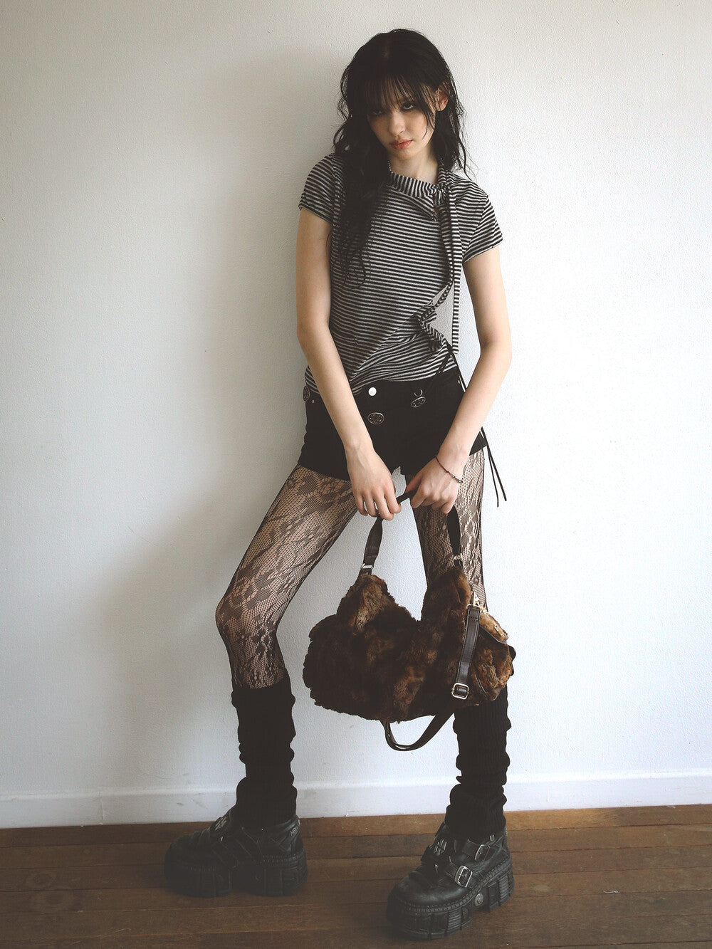 [ Pre-order ] Eco Fur Pillow Bag Brown