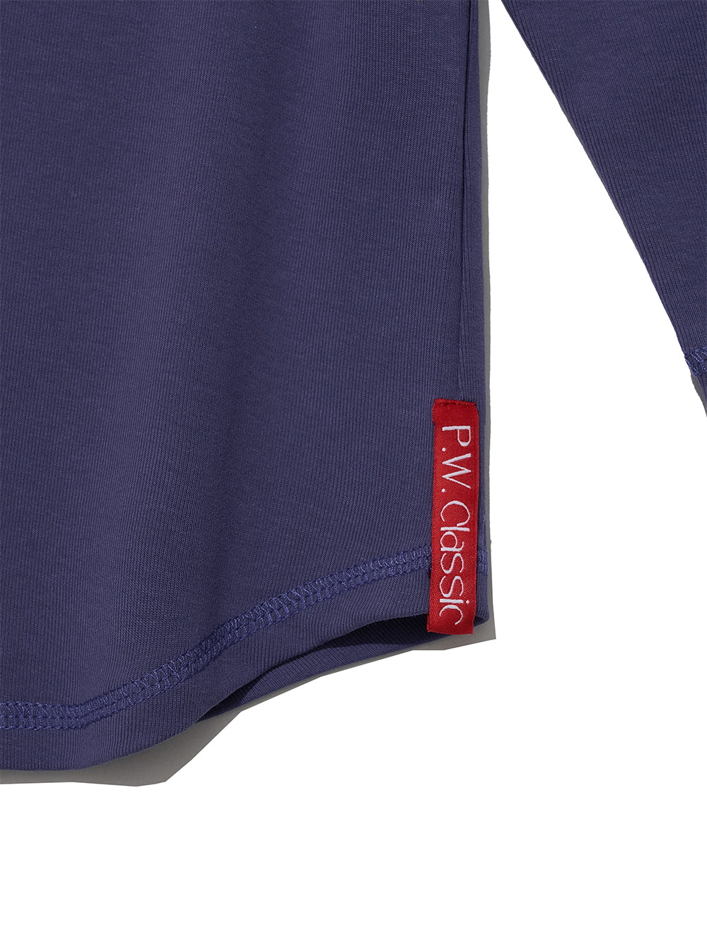 [ 店主推薦 Pre-order ] Pwc Round Neck Three Quarter Sleeve Tee