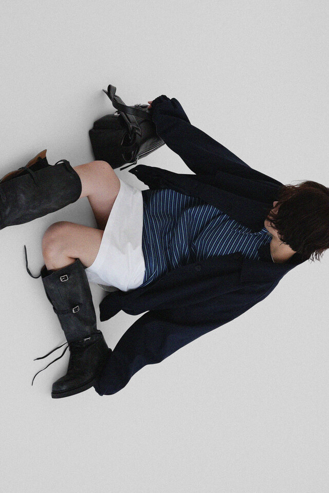 [ Pre-order ] Autumn Made Luther Kara T-Shirt