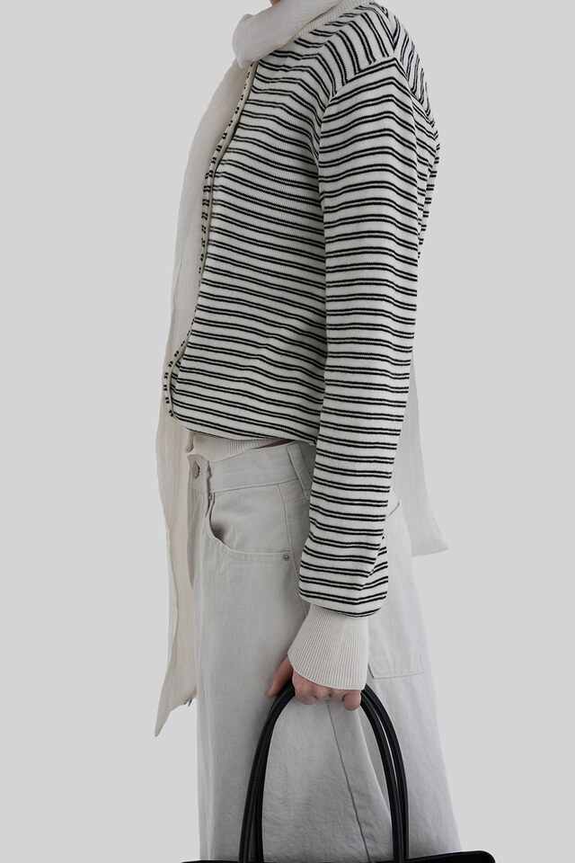 [ Pre-order ] Autumn ST Cardigan