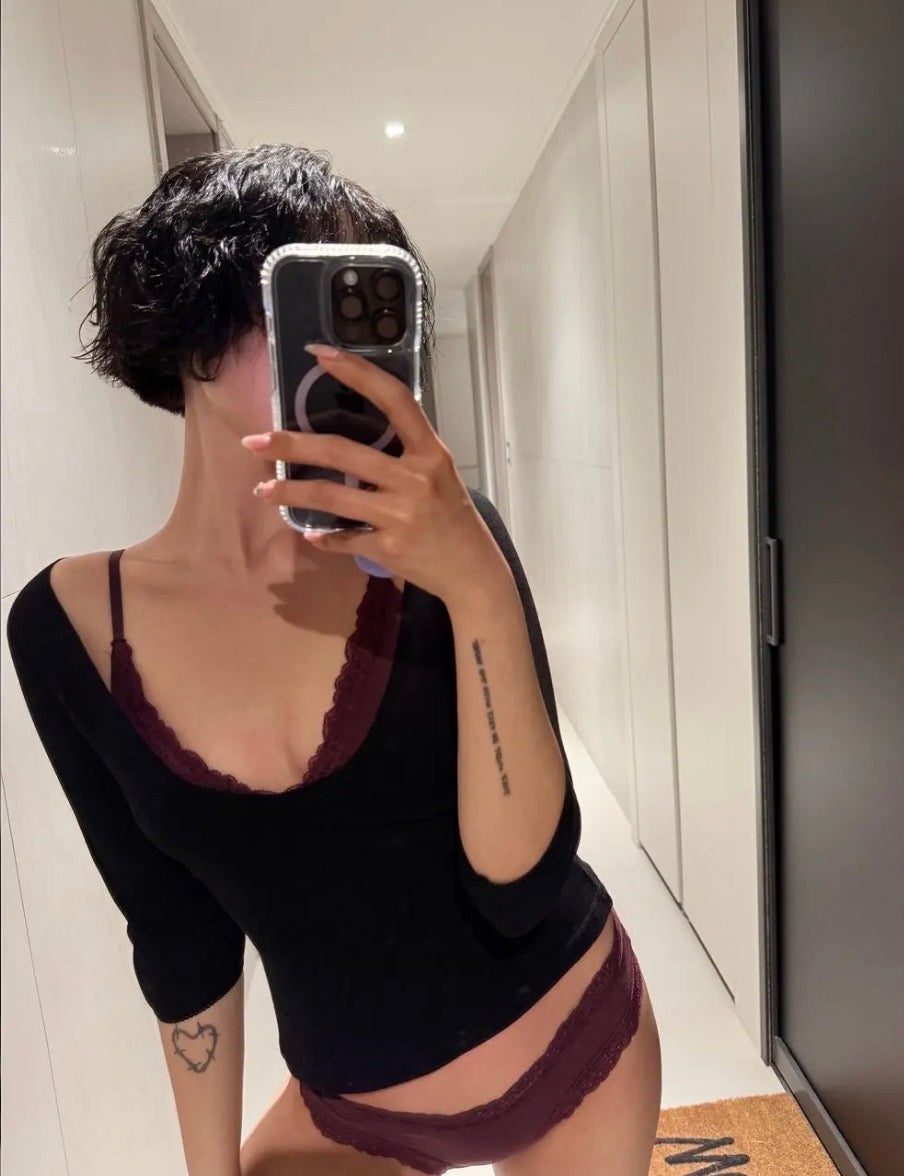 [ Pre-order ] Triangle Lace Bralette