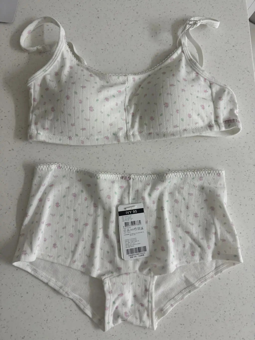 [ Pre-order ] Pony Bell Scoop Neck Bra & Panty Set
