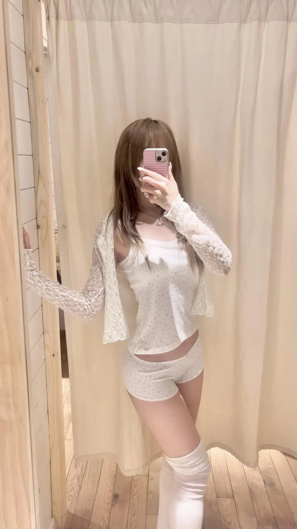 [ Pre-order ] Pony Bell Camisole ( 內附pad )