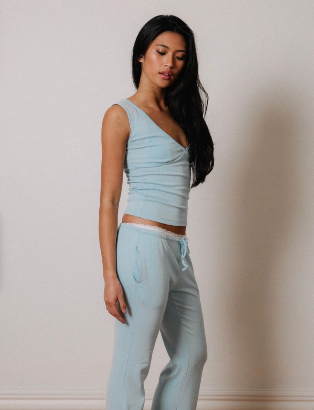 [ Pre-order ] Gigi Sleeveless