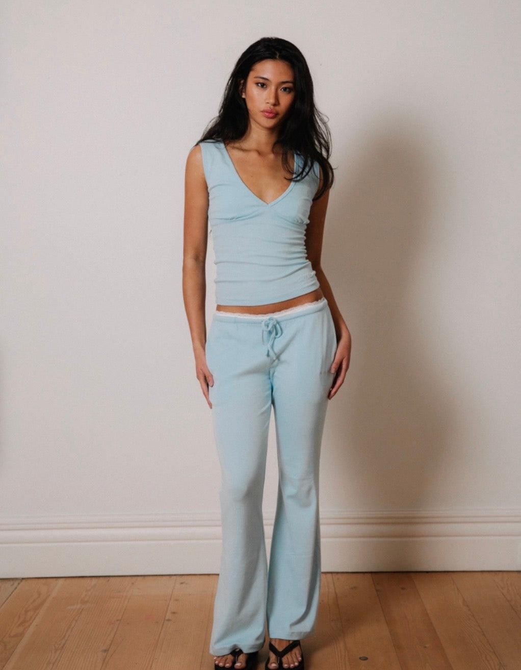 [ Pre-order ] Gigi Sleeveless