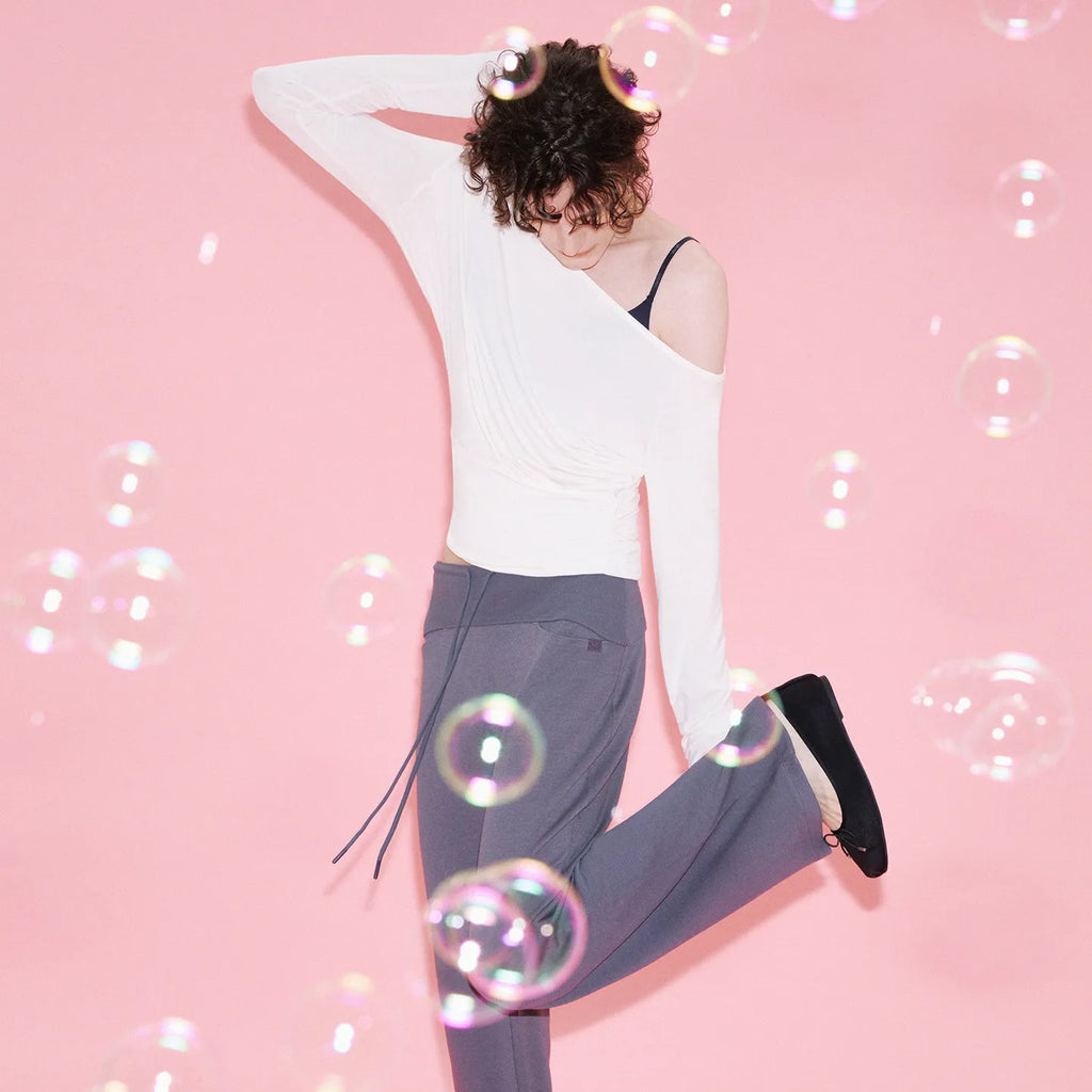 [ Pre-order ] Khiho X Verish Neo Soft Flats