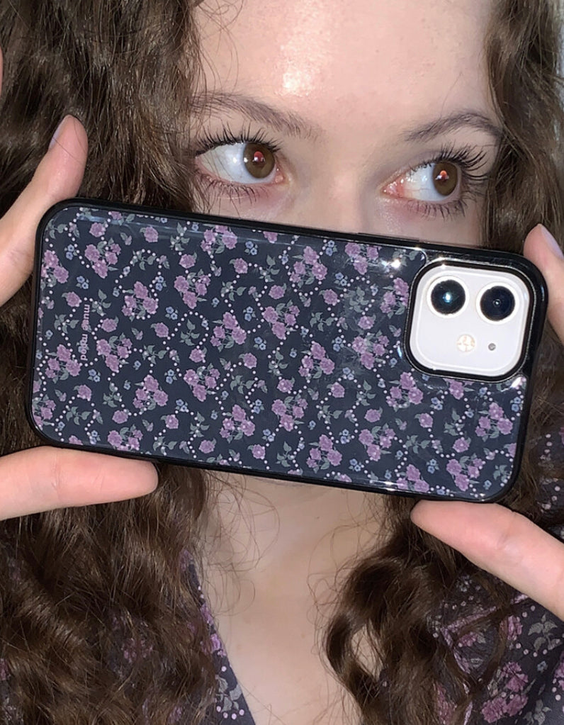 [ Pre-order ] Vintage Heart Flower Phone Case